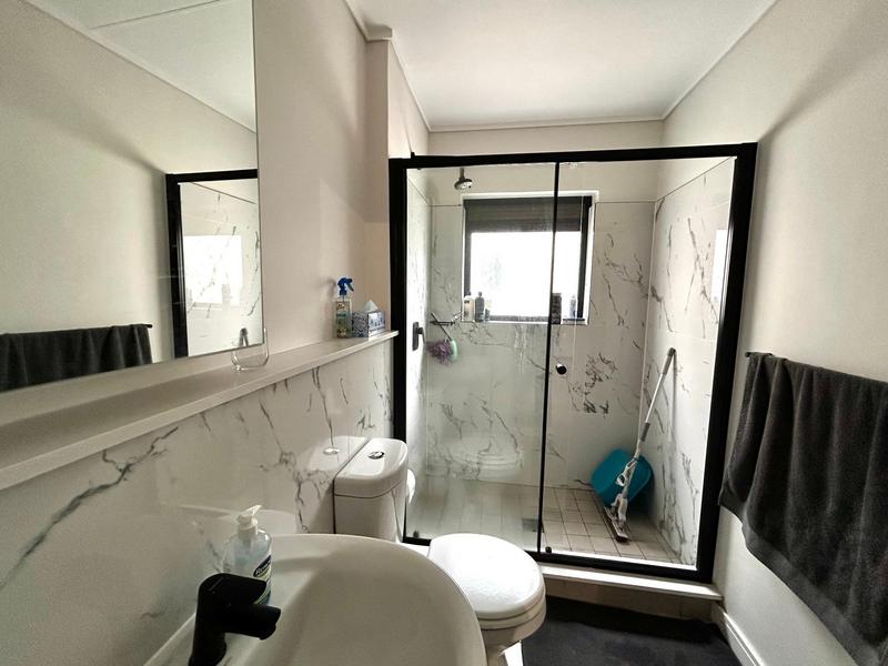 To Let 1 Bedroom Property for Rent in The Huntsman Western Cape